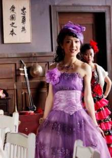 《镇定与热心之间》电影高清完整版
